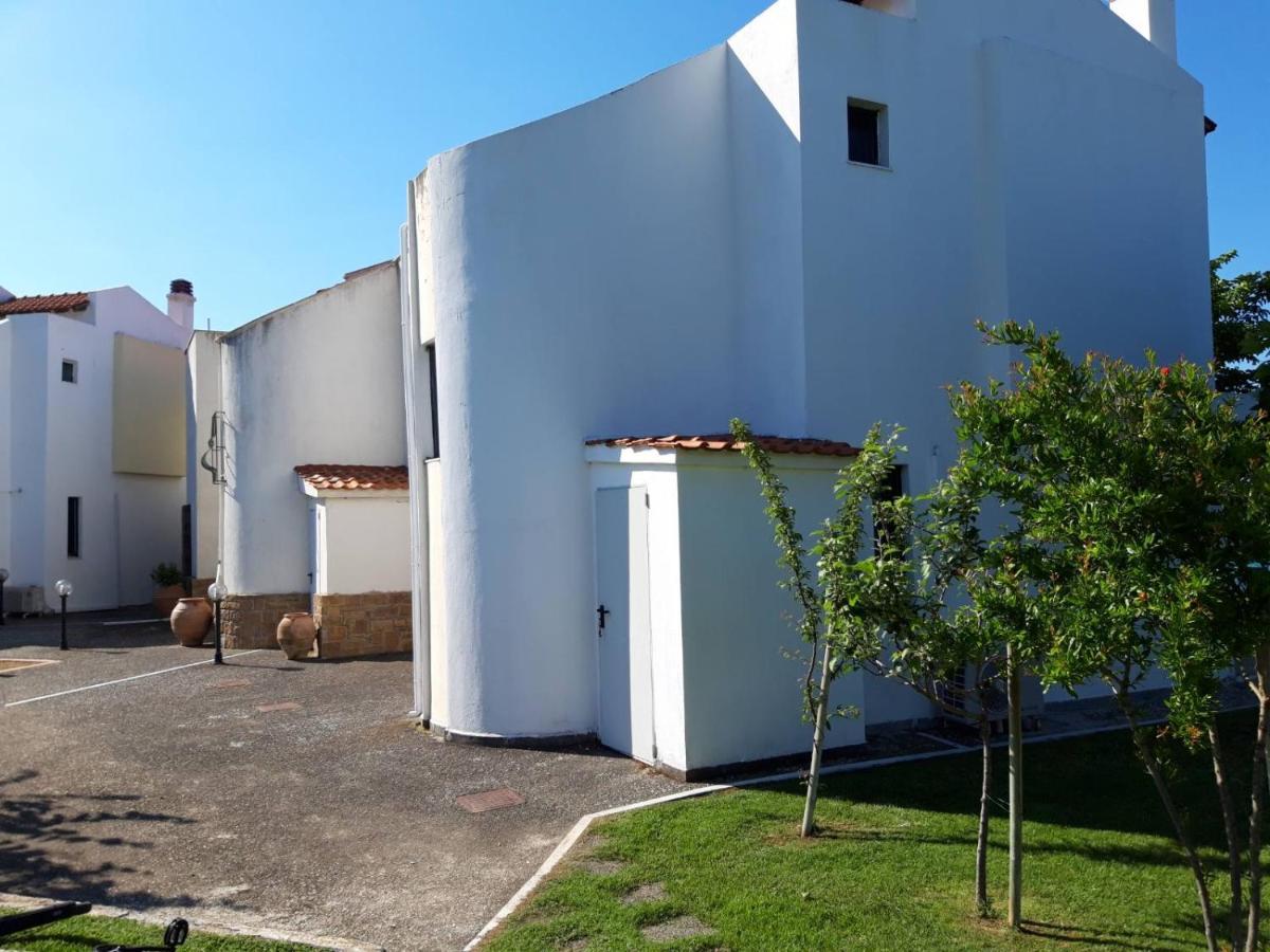 Villa 3Ω نيا سكيوني المظهر الخارجي الصورة