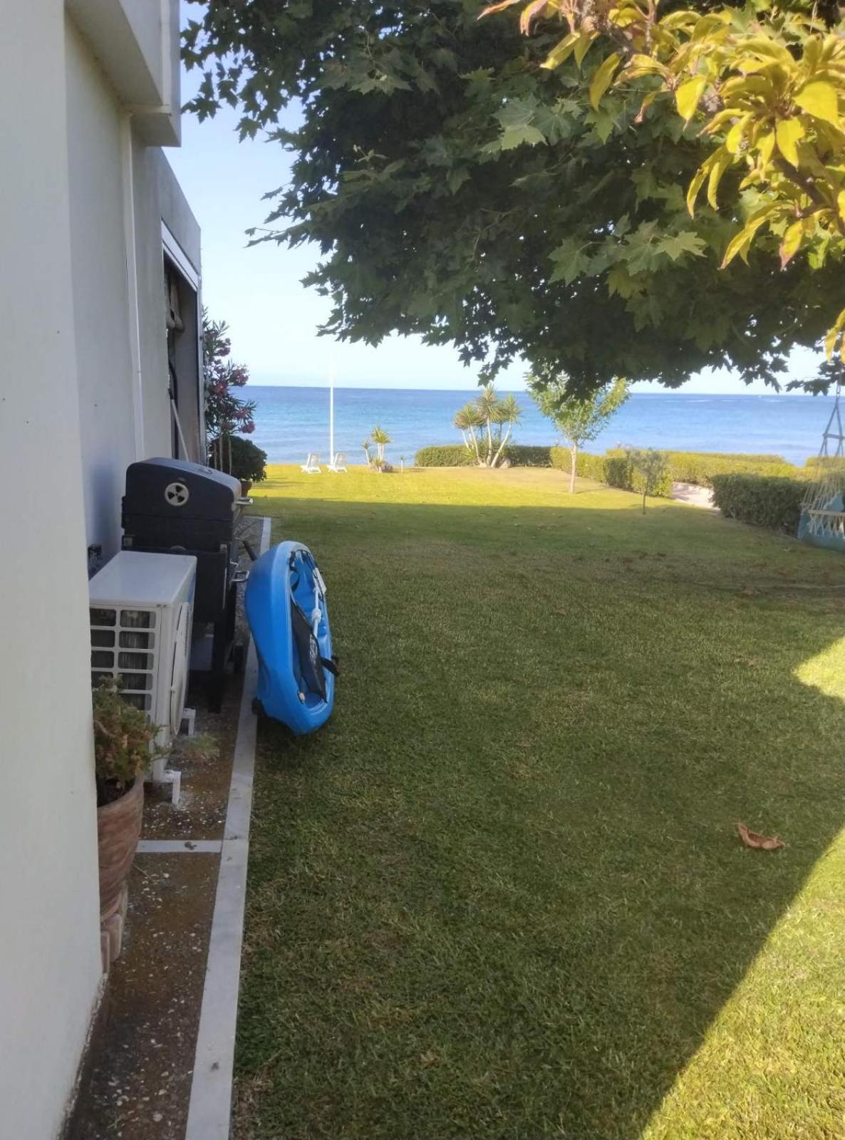 Villa 3Ω نيا سكيوني المظهر الخارجي الصورة